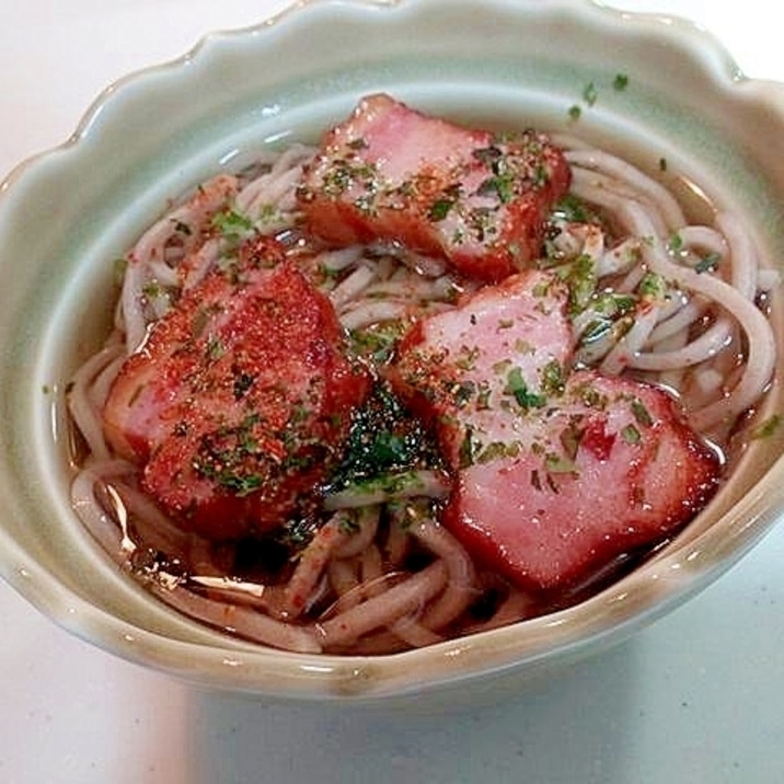 厚切りベーコンのお蕎麦